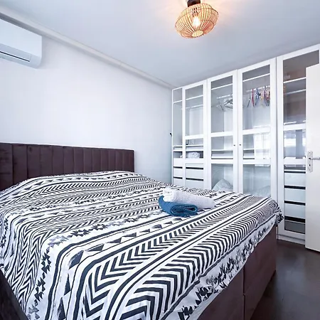 Апартаменты Poincare 4 - Lumineux, Renove, Et Calme A Juan Les Pins Антиб